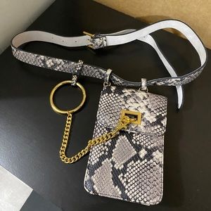 B-Low the Belt : belt bag